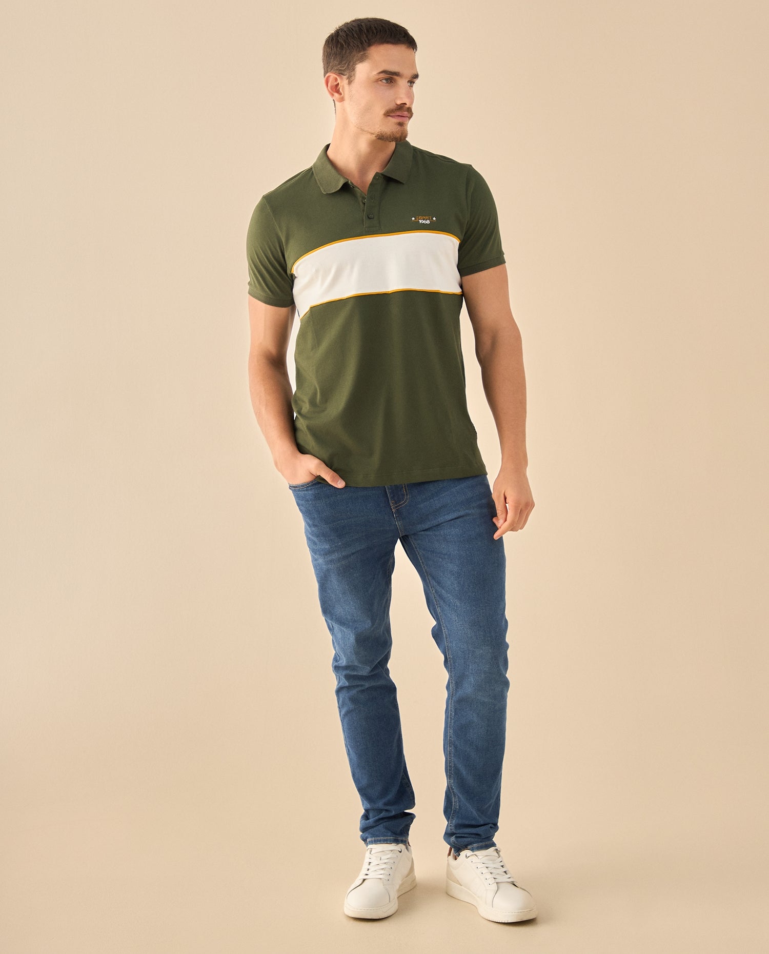 Polo con Detalles Dorados - Verde