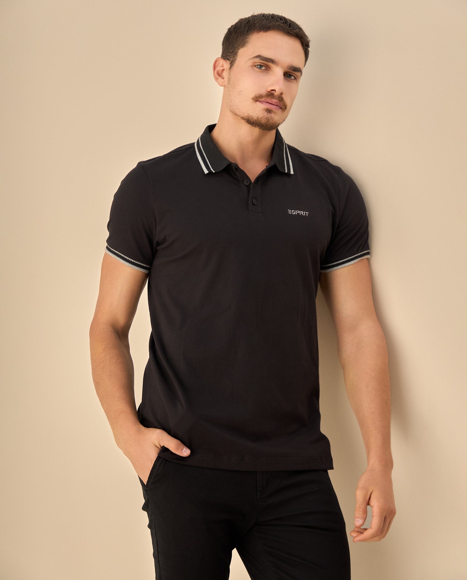 Polo con Ribetes Premium - Negro