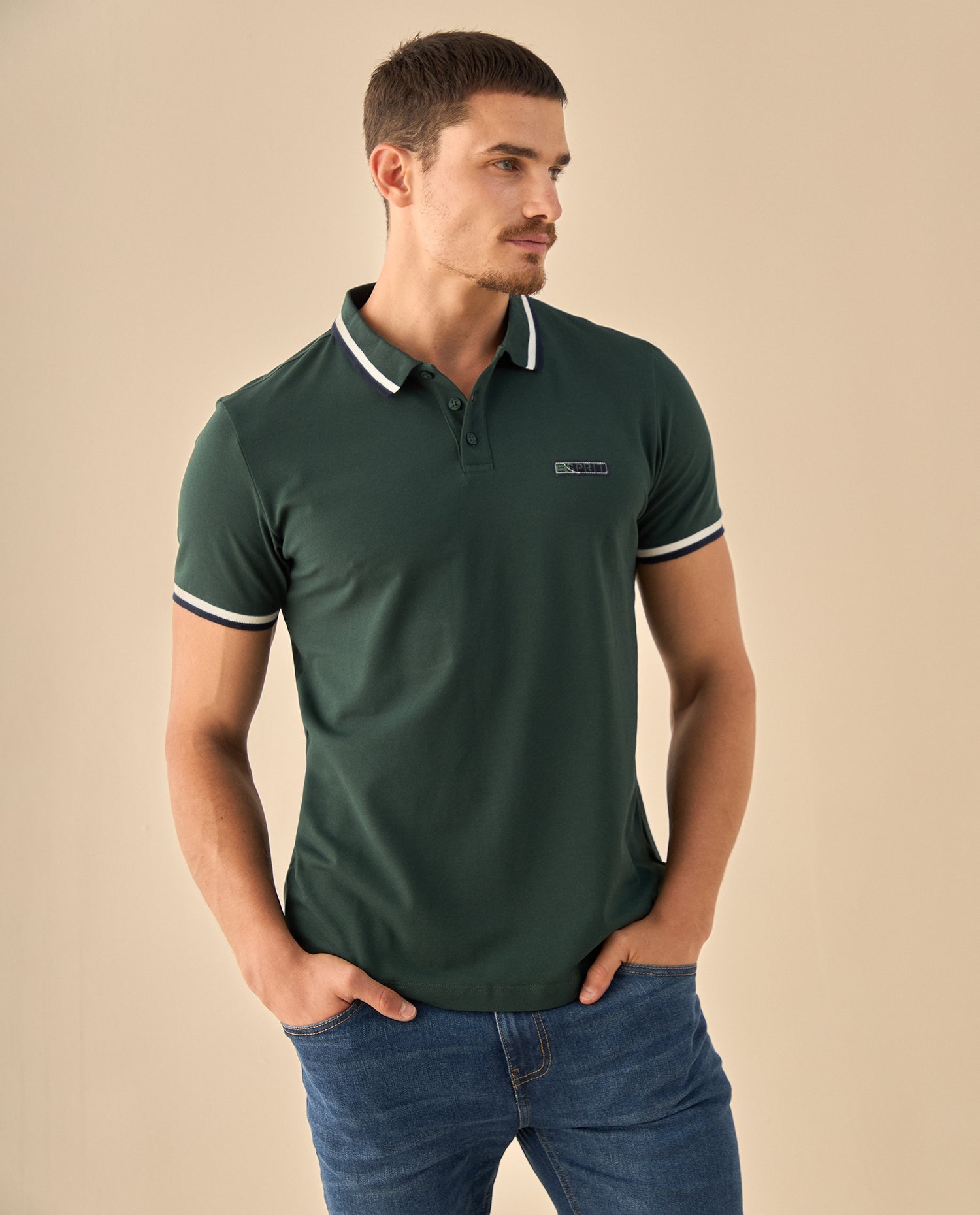 Polo con Ribetes Contrastantes - Verde