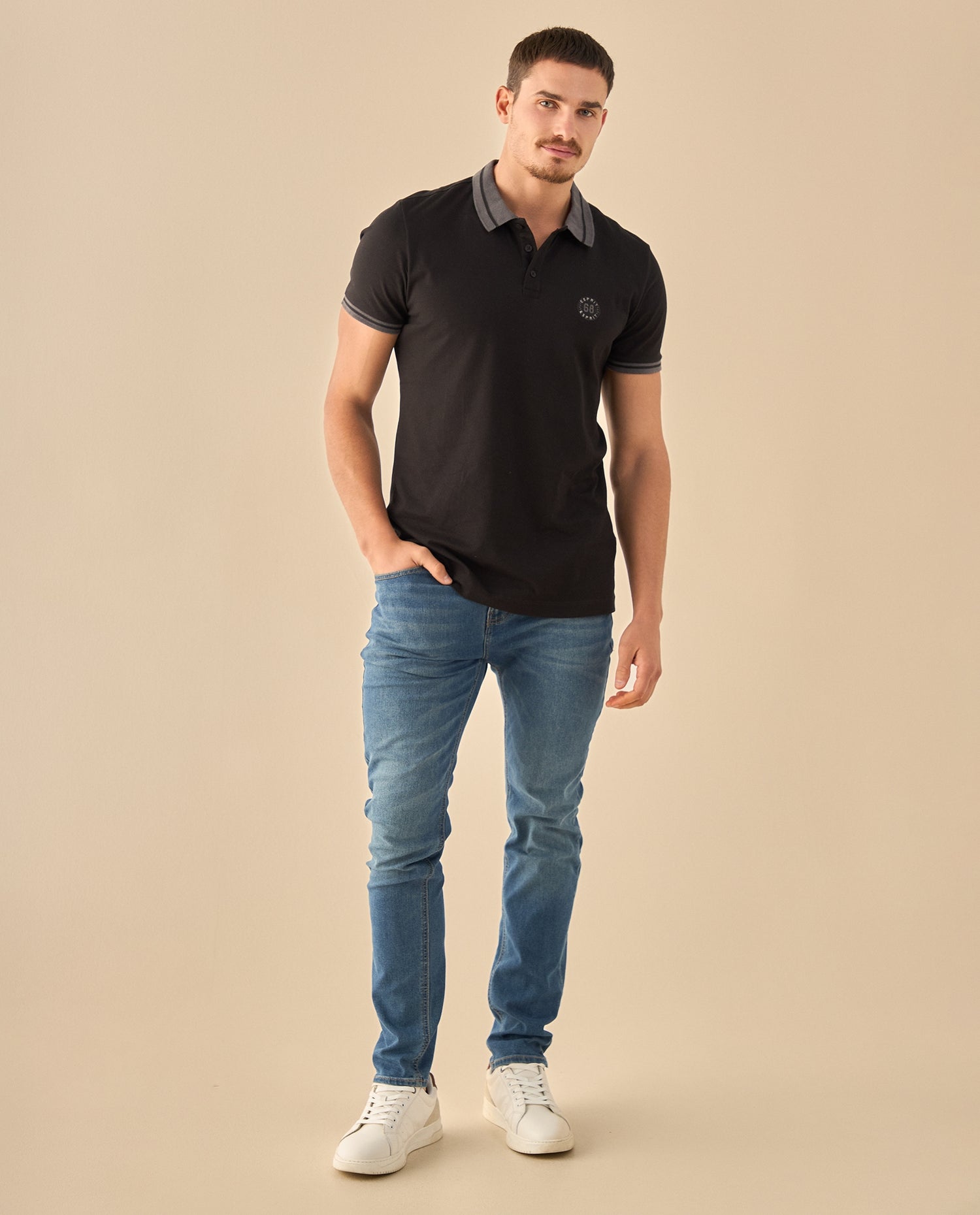 Polo con Ribetes Contrastantes - Negro