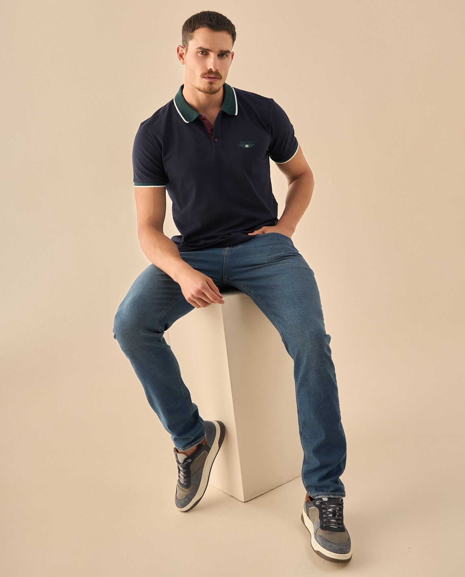 Polo con Cuello Contrastante y Logo Bordado - Azul 34_305G322_AZU153919_5