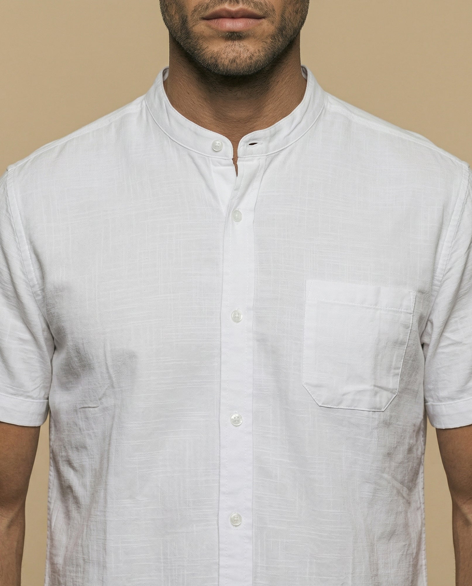 Camisa manga corta cuello mao con bolsillo - Blanco 34_315F302_BLA114001_3