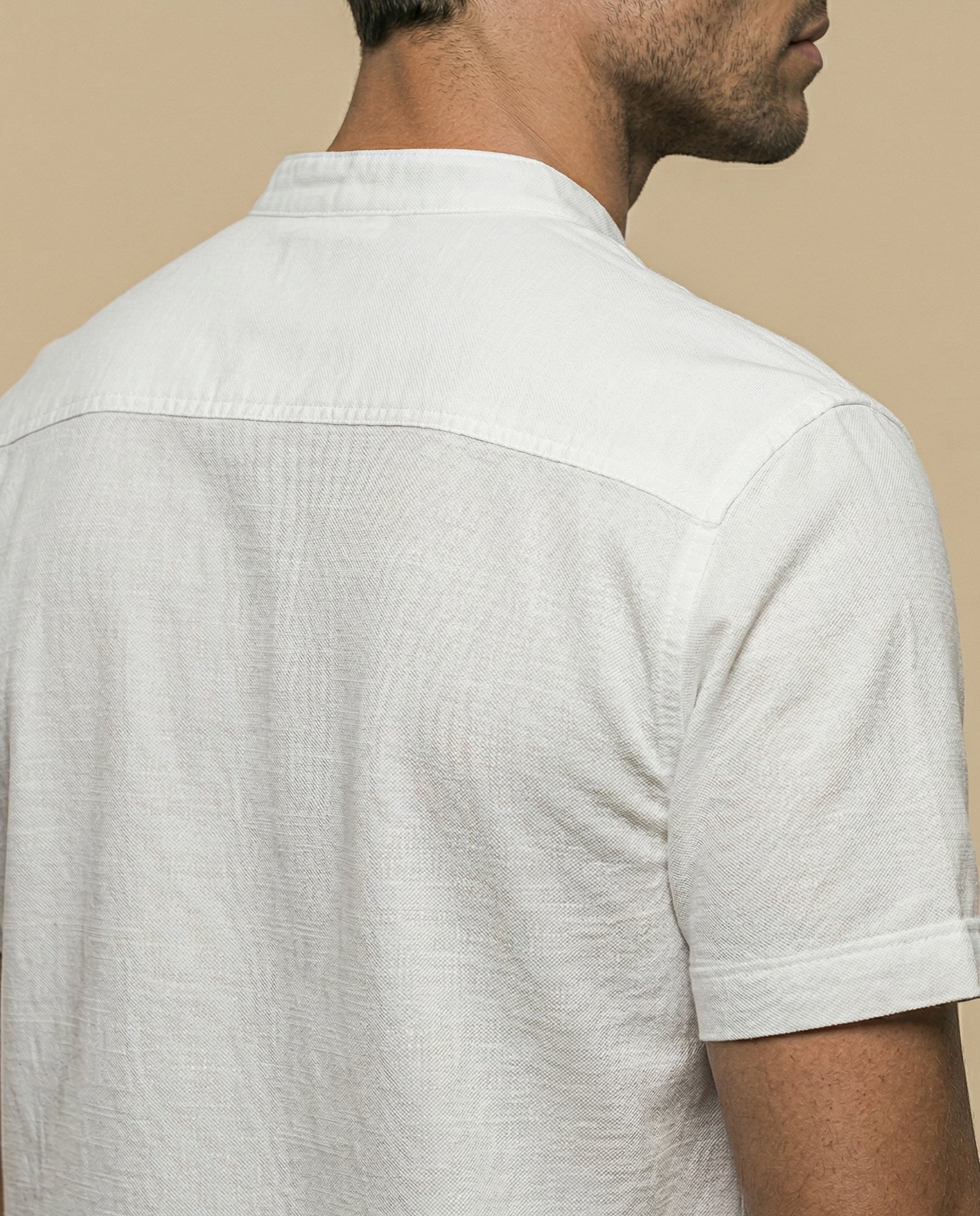 Camisa manga corta cuello mao con bolsillo - Blanco 34_315F302_BLA114001_6