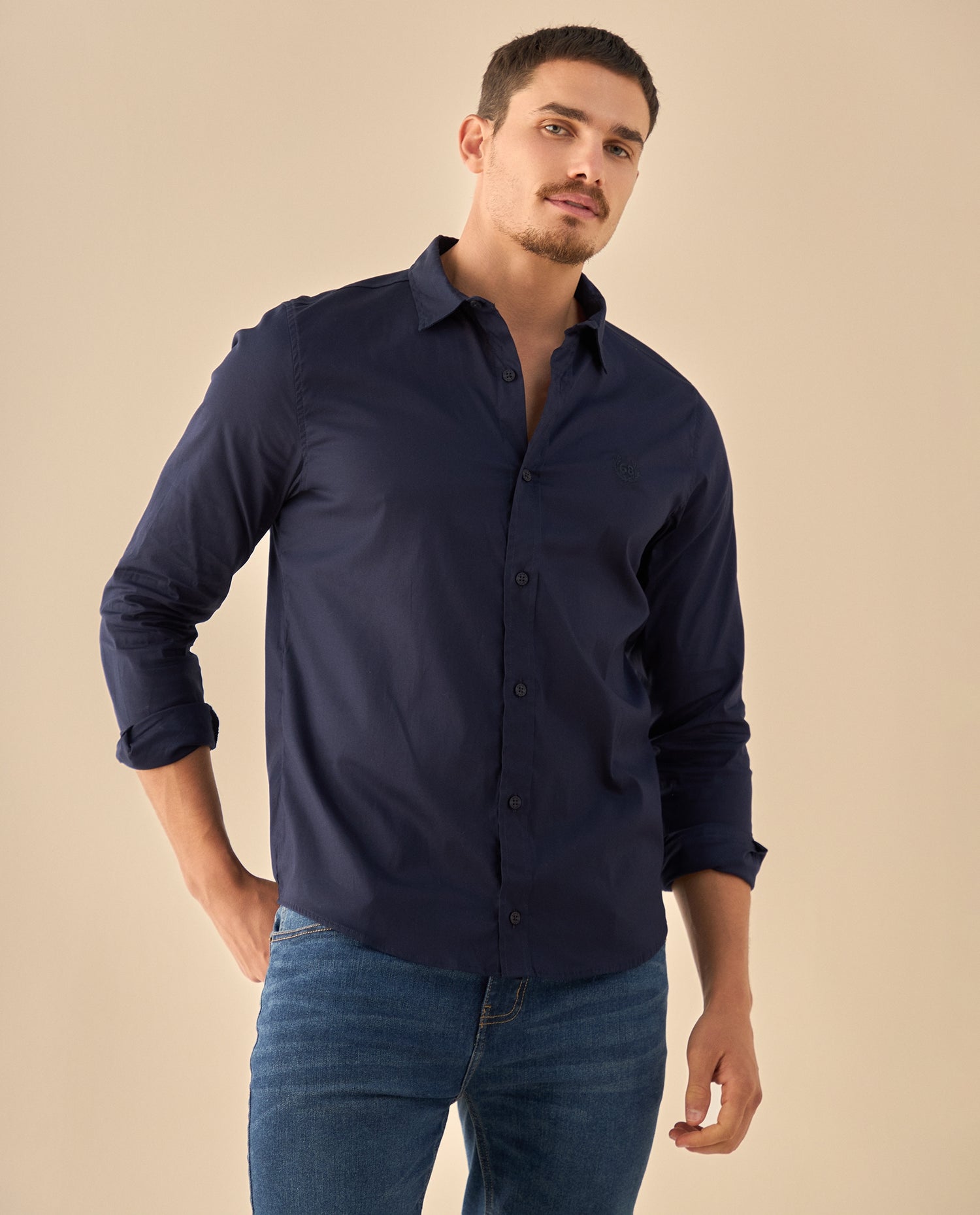 Camisa Clásica con Logo Bordado - Azul