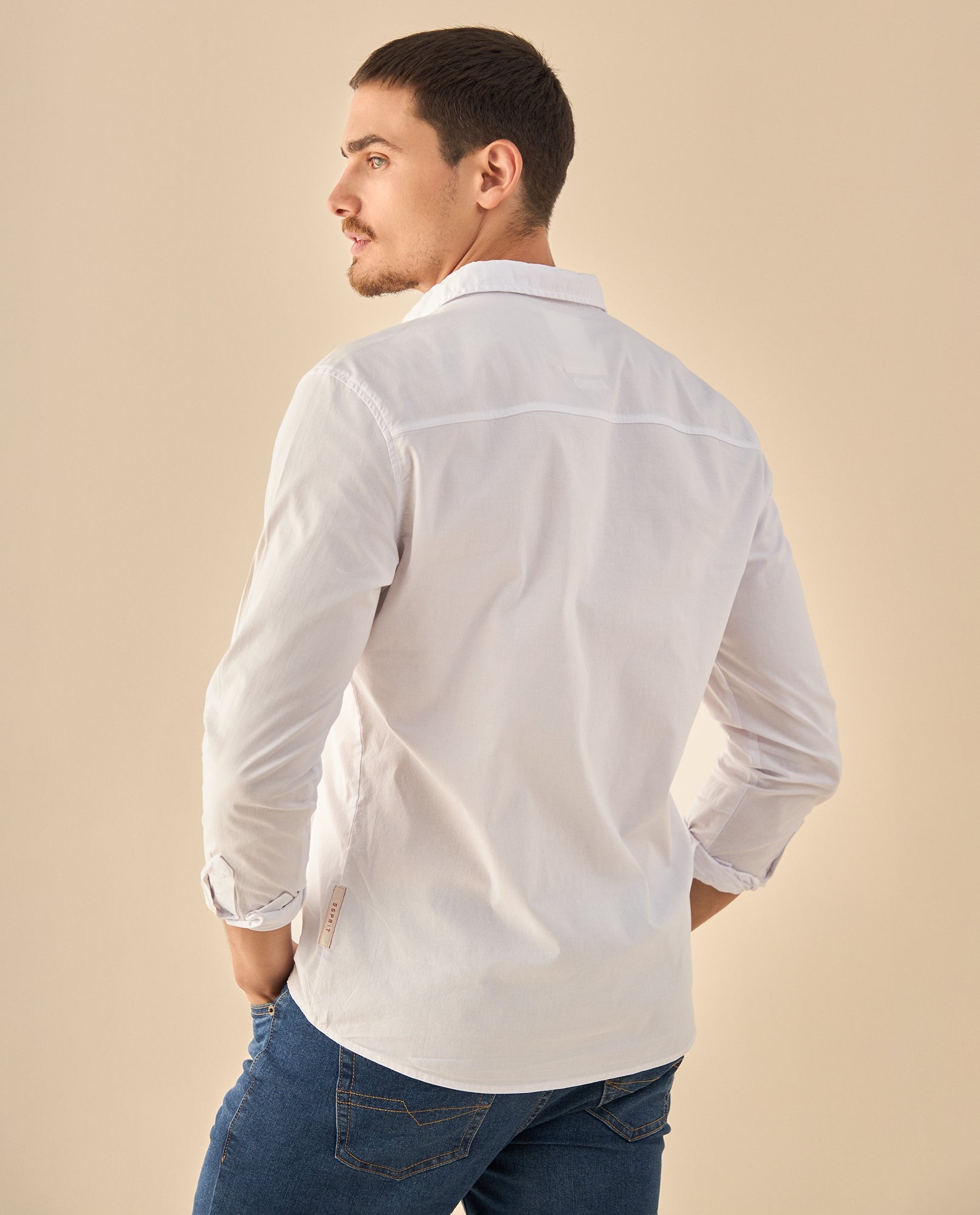 Camisa Clásica con Logo Bordado - Blanco 34_315G300_BLA114001_4
