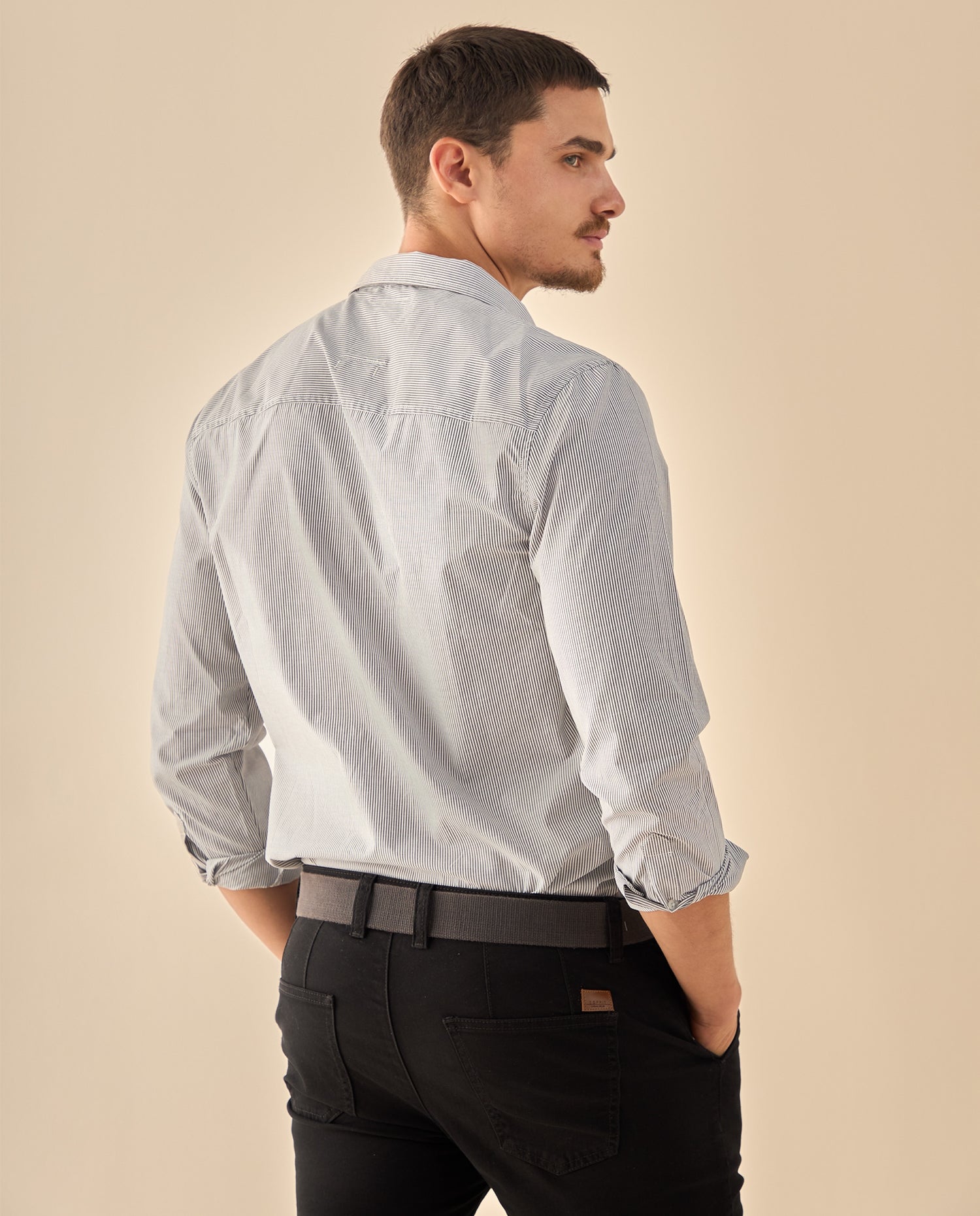 Camisa de Rayas Finas Profesional - Blanco