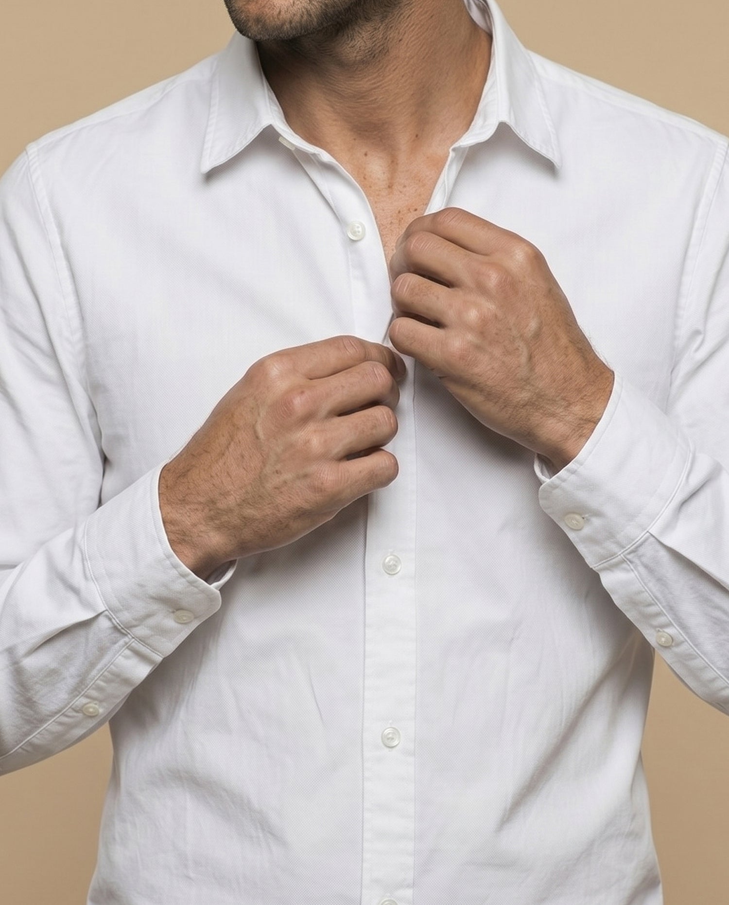 Camisa slim fit manga larga con bordado de laurel para hombre - Blanco