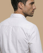 Camisa slim fit manga larga con bordado de laurel para hombre - Blanco