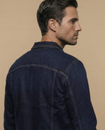 Chaqueta vaquera tipo trucker con bolsillos de parche para hombre - Azul
