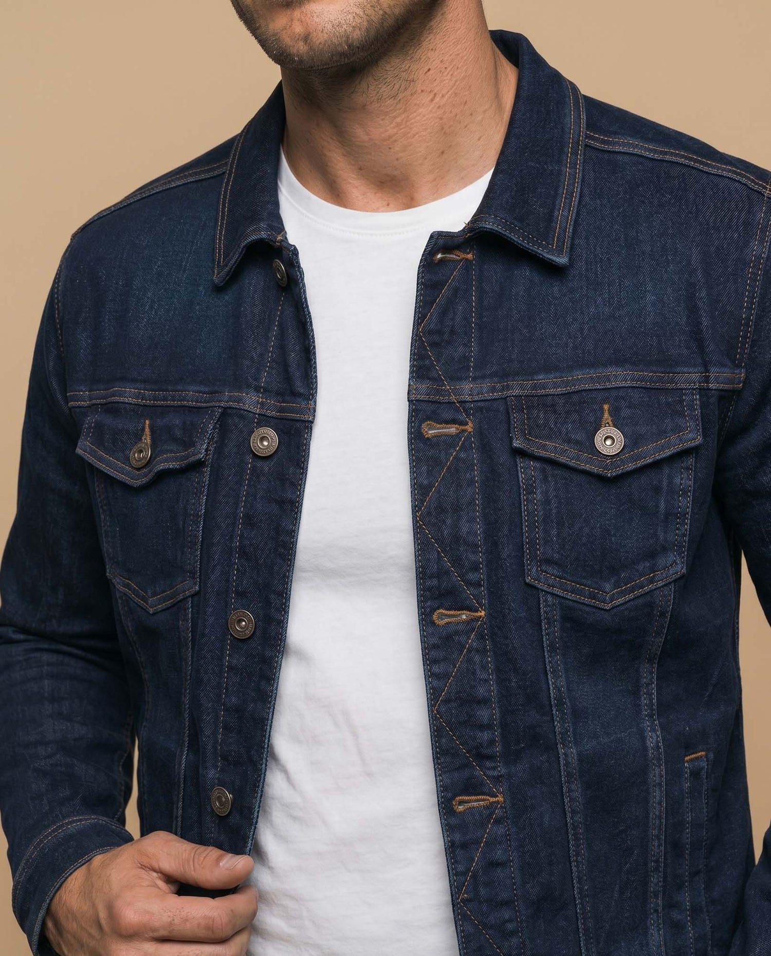 Chaqueta vaquera tipo trucker con bolsillos de parche para hombre - Azul