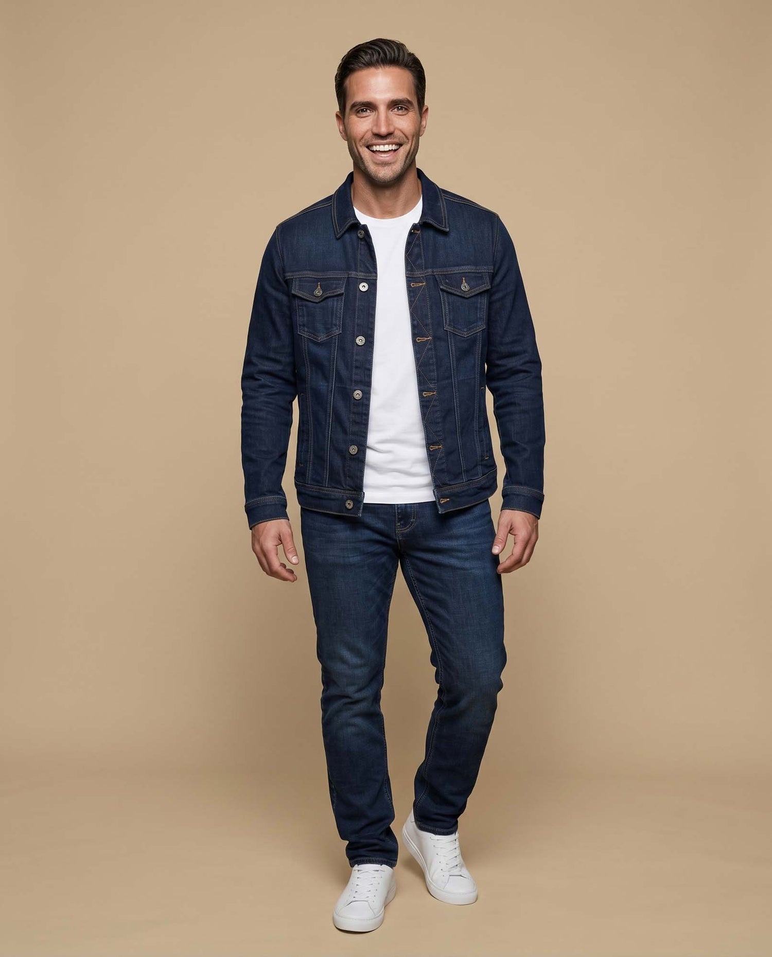 Chaqueta vaquera tipo trucker con bolsillos de parche para hombre - Azul