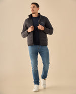 Chaqueta Puffer con Parches Bordados - Negro