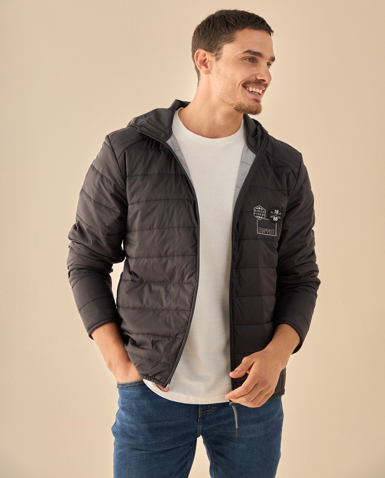Chaqueta Puffer con Parche Heritage - Negro