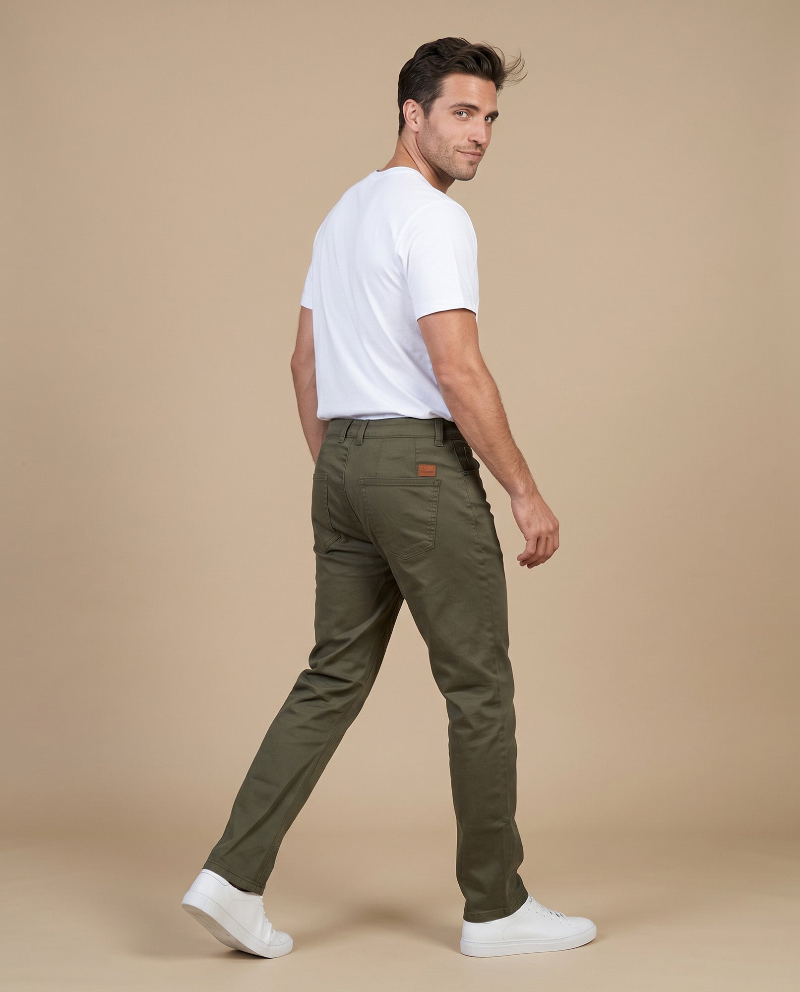 Pantalón hombre tiro medio - Verde 34_335F306_VER190622_4