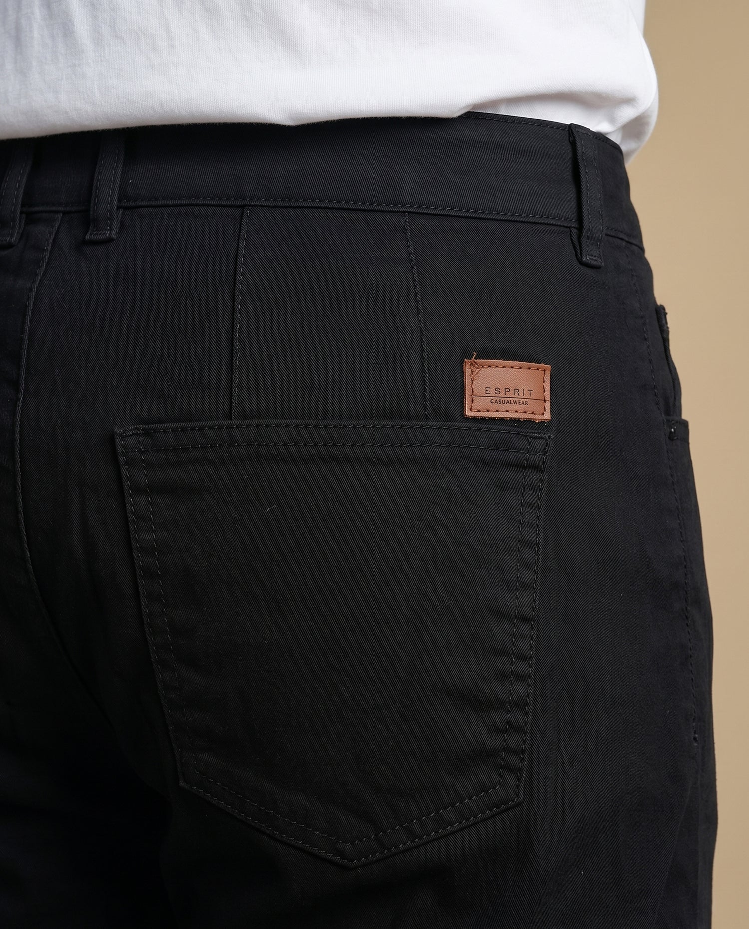 Pantalón corte slim sólido - Negro