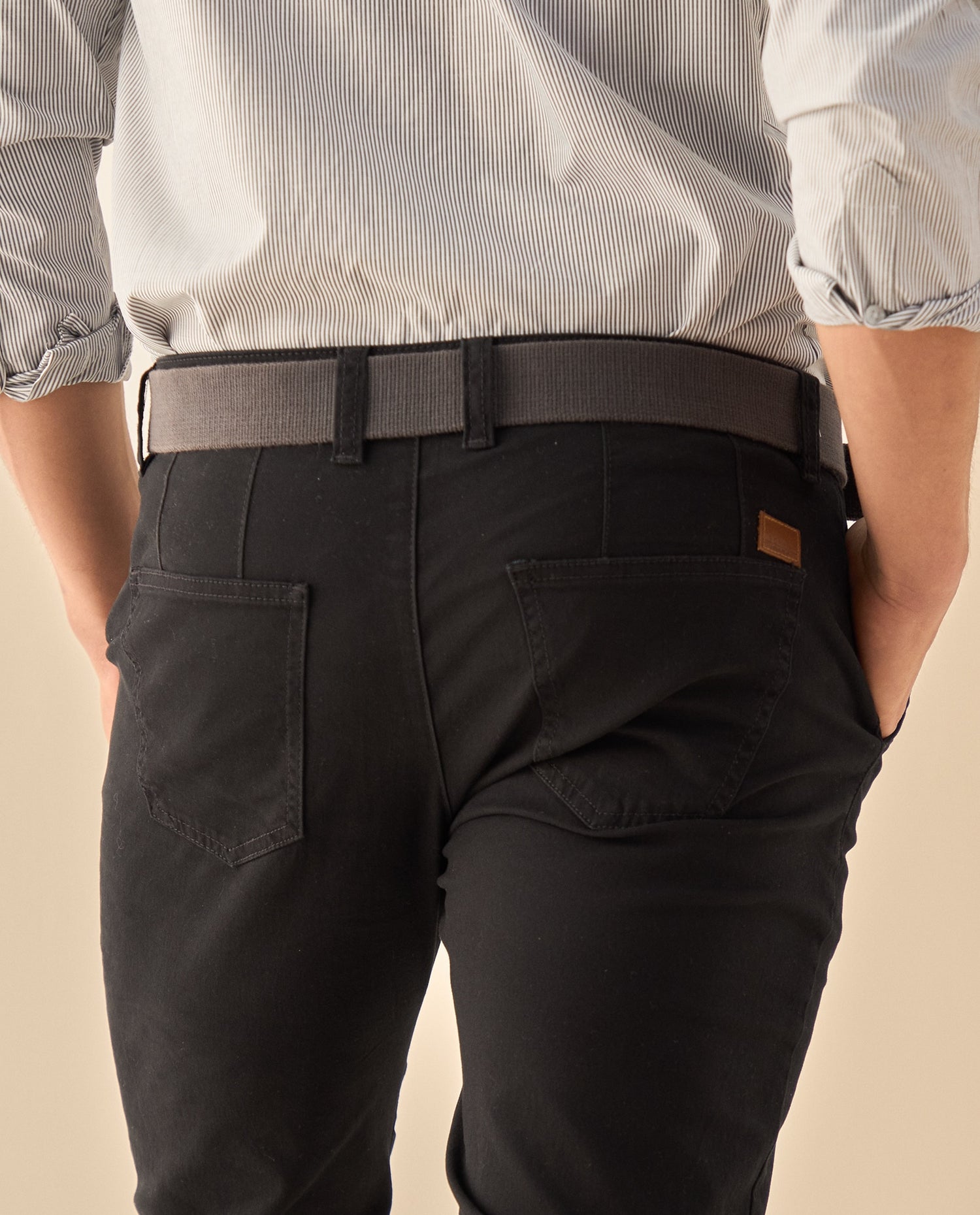 Pantalón Slim Fit con Cinturón - Negro