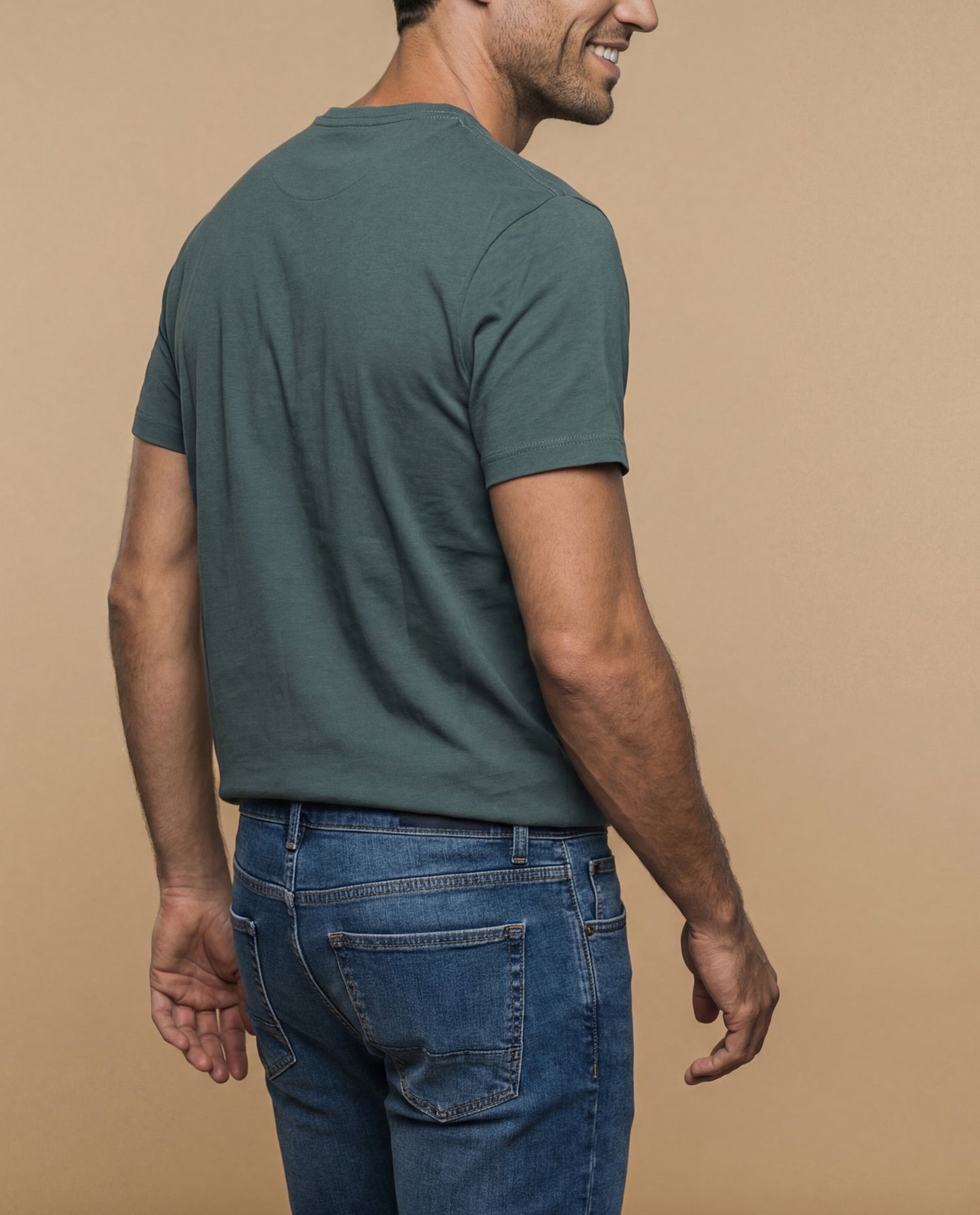 Camiseta manga corta con estampado gráfico de montaña para hombre - Verde