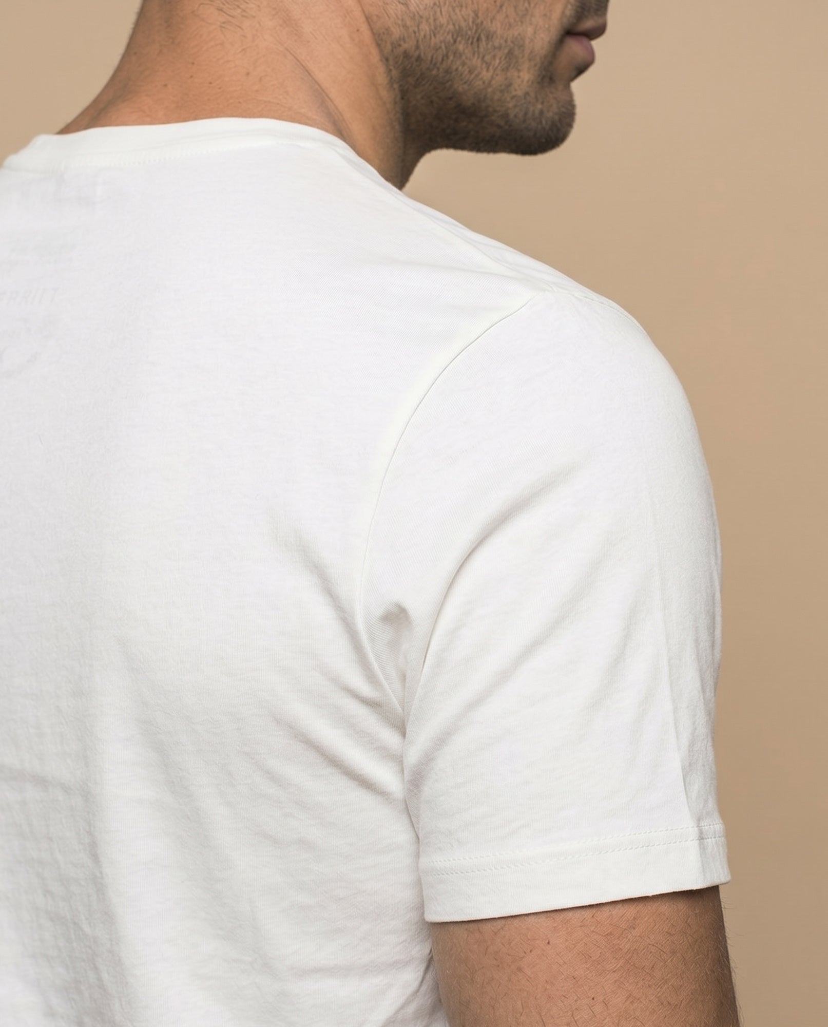 Camiseta básica manga corta con costura trasera para hombre - Crudo 34_345F325_CRU110605_6