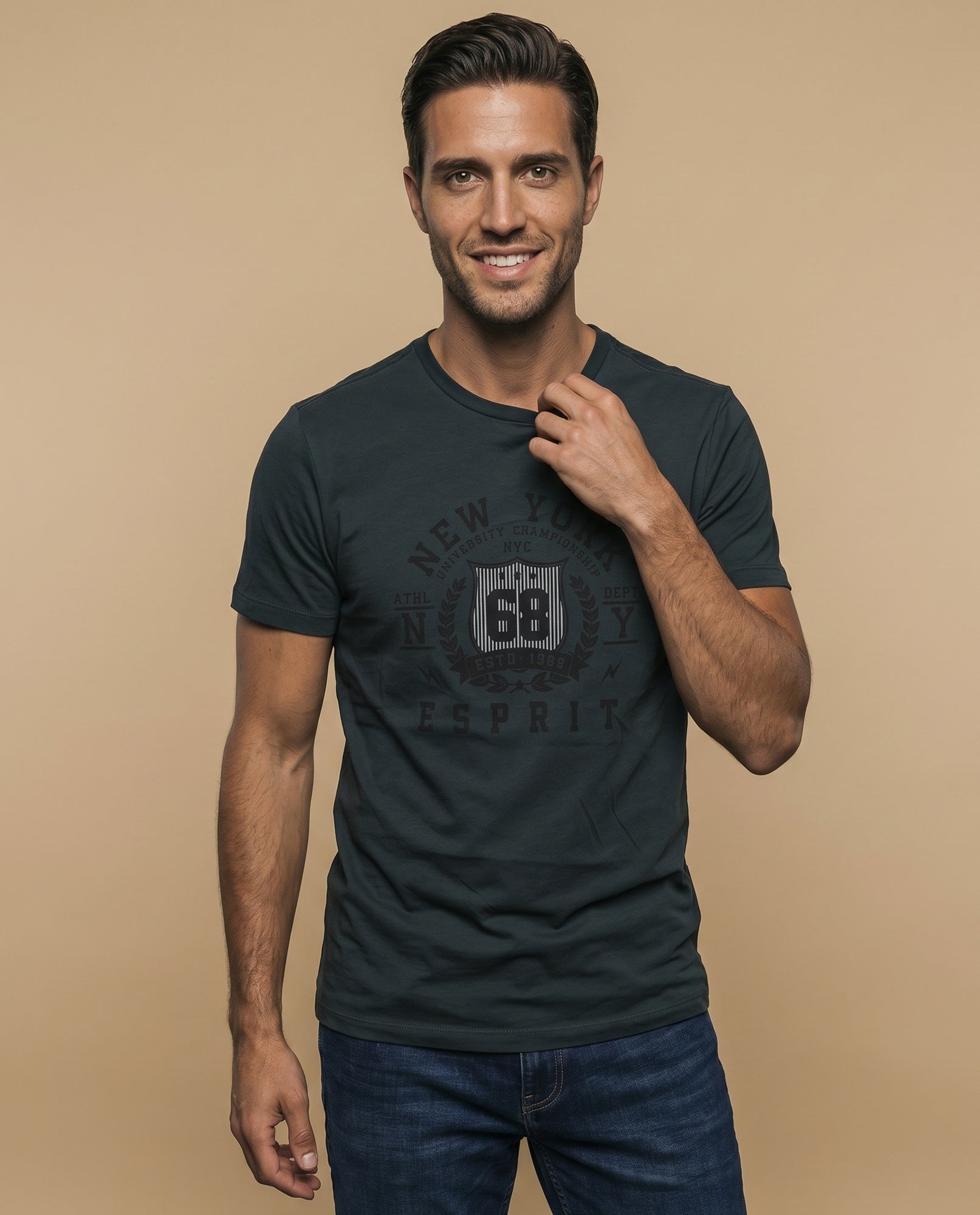 Camiseta Regular Esprit - Verde 34_345F332_VER165820_0
