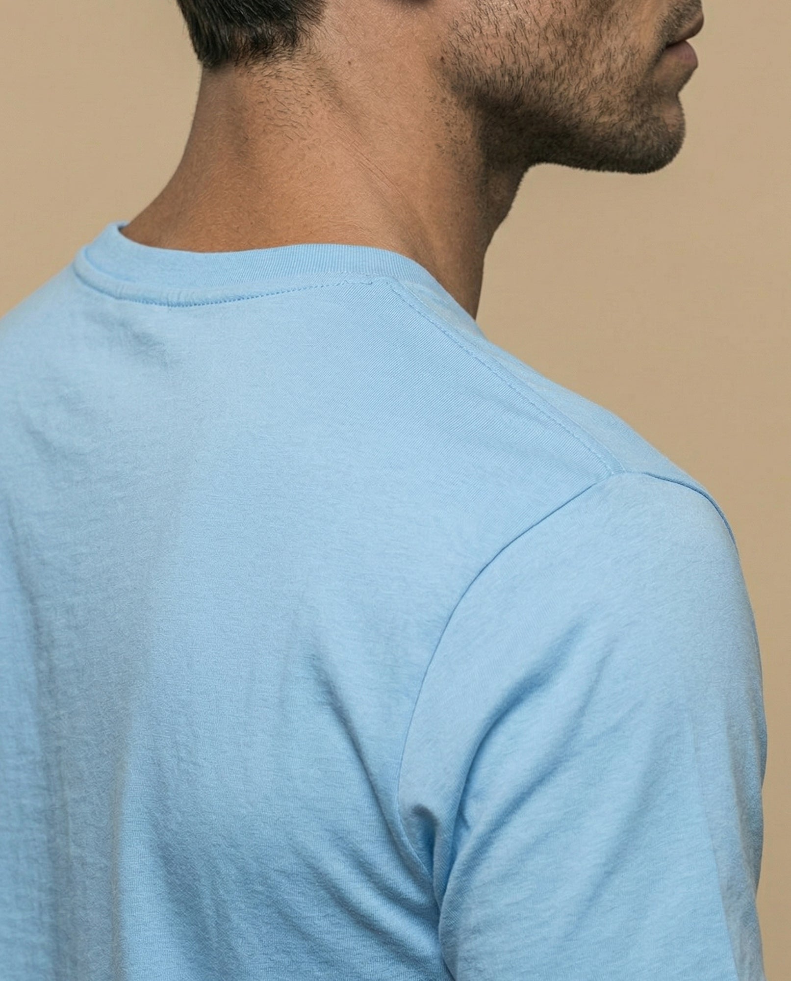Camiseta con estampado gráfico frontal y texto circular - Azul 34_345F341_AZU144123_6