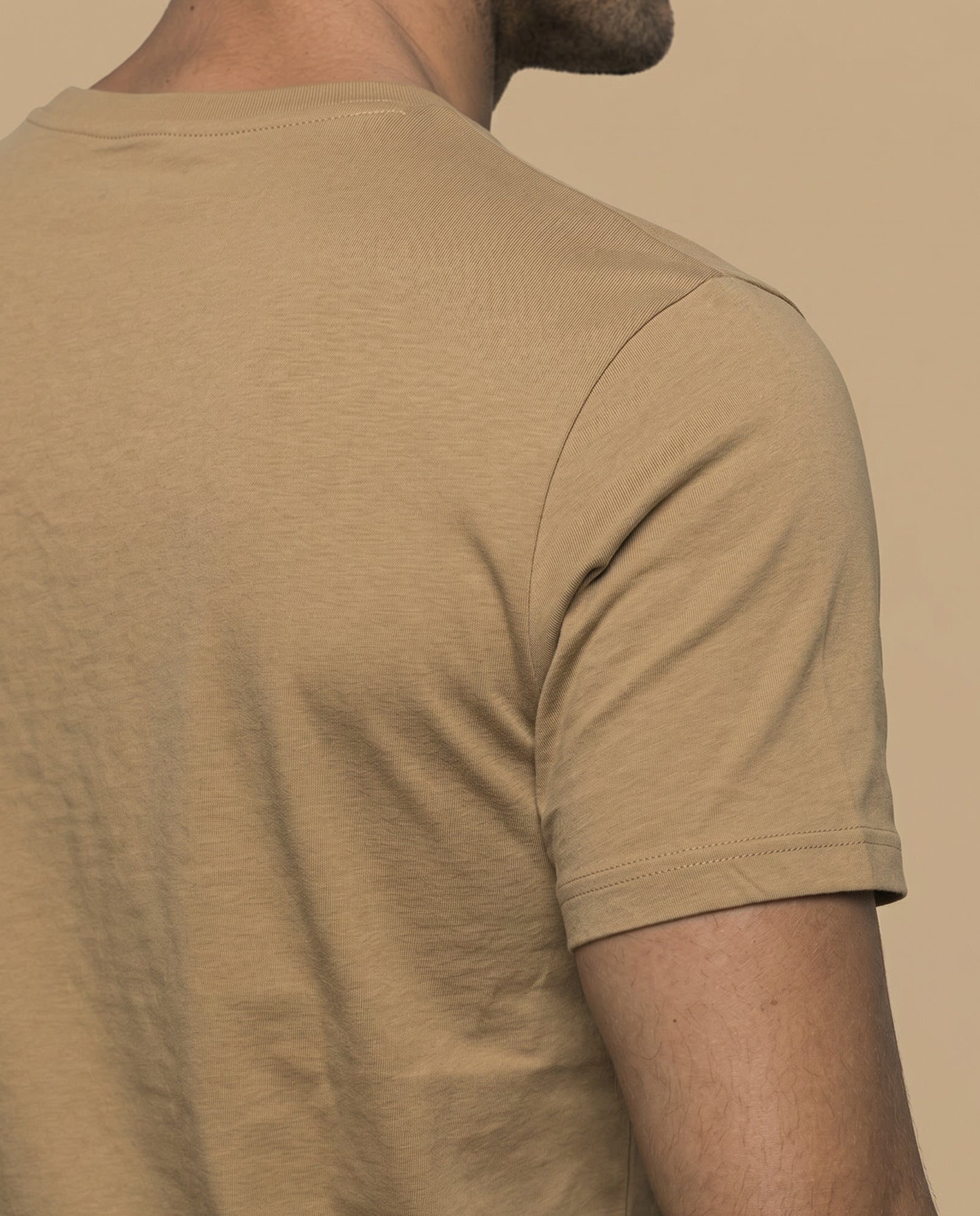 Camiseta manga corta con estampado gráfico ESPRIT 1968 para hombre - Beige 34_345F347_BEI130607_6