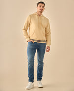 Hoodie con Detalles Deportivos - Beige