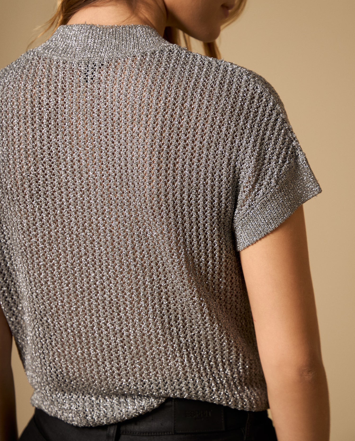 Camiseta tejida con hilos metálicos manga larga cuello redondo - Gris