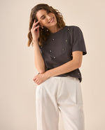 Camiseta manga corta con apliques de piedra para mujer - Gris