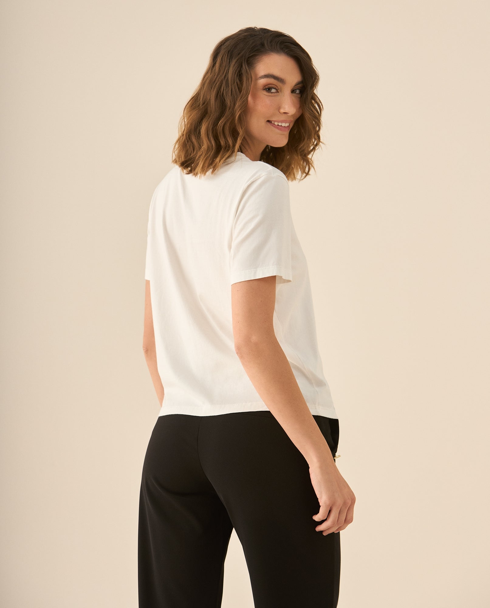 Camiseta maga corta con estampado y bordado para mujer - Crudo 34_403G120_CRU110507_5