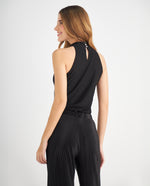 Camiseta de cuello alto para mujer - Negro