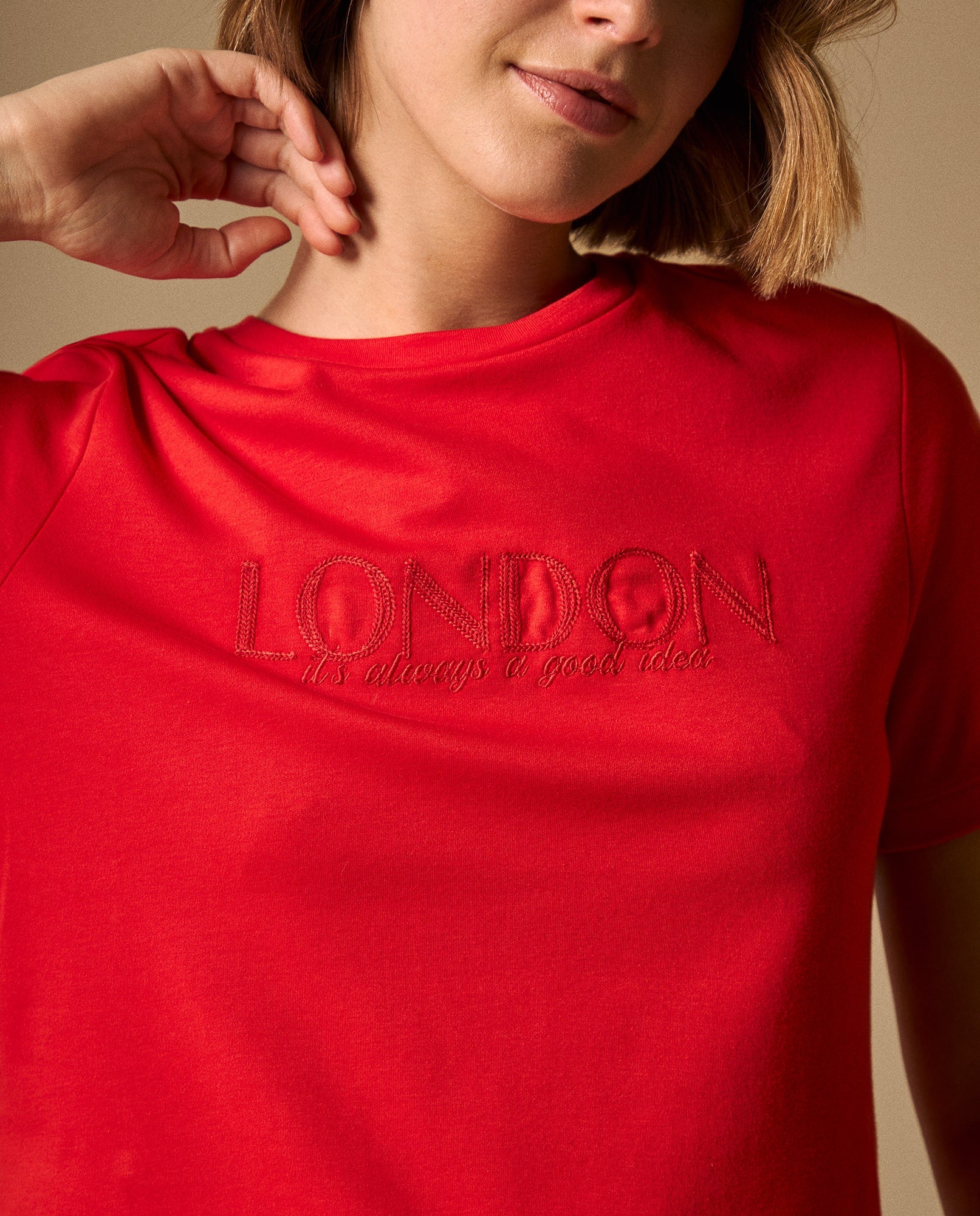 Camiseta con Bordado LONDON - Rojo 34_409G015_ROJ181553_3