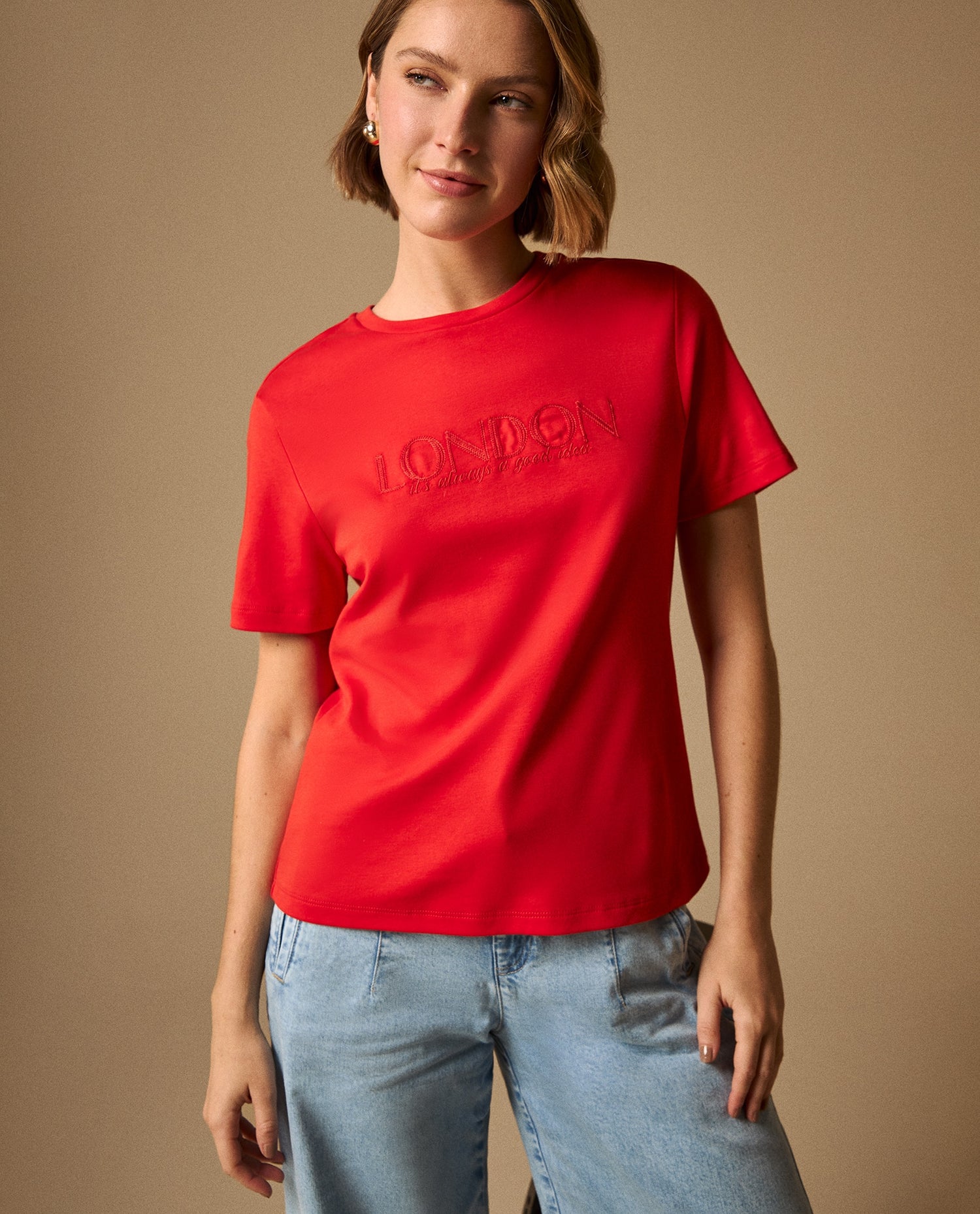 Camiseta con Bordado LONDON - Rojo
