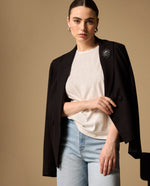 Camiseta Blanca con Tachuelas Metálicas - Blanco