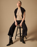 Camiseta con Detalles Brillantes - Beige