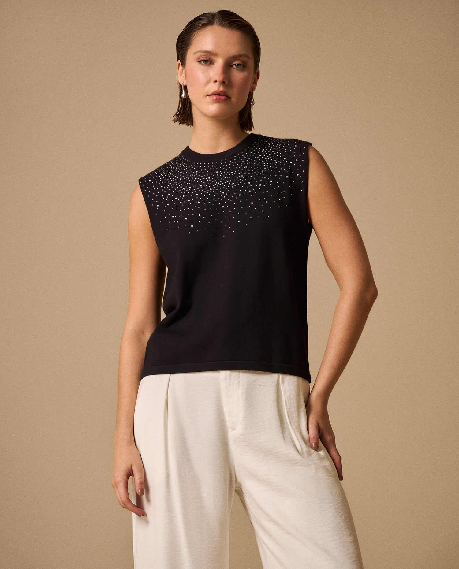 Camiseta con Detalles Brillantes - Negro