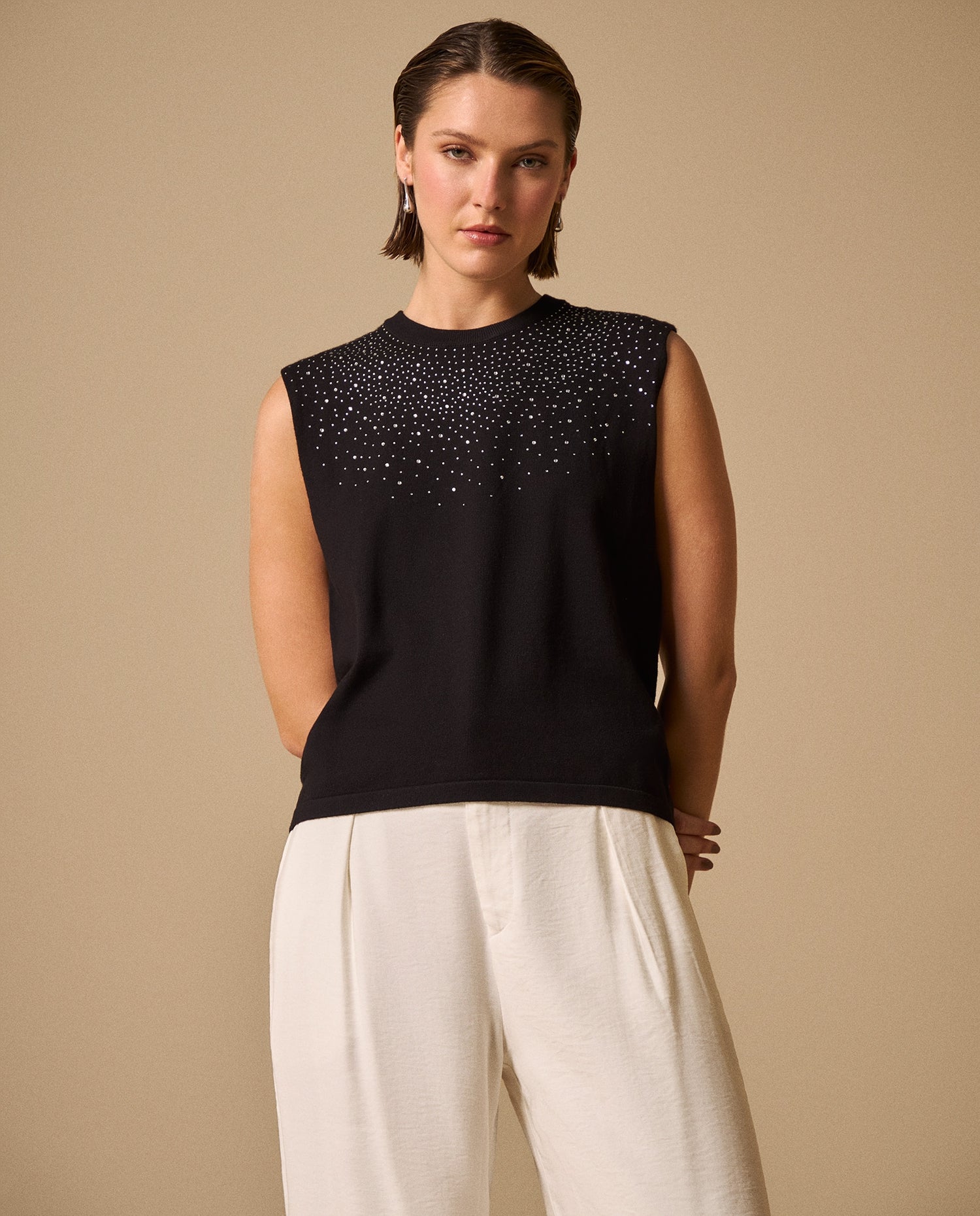 Camiseta con Detalles Brillantes - Negro