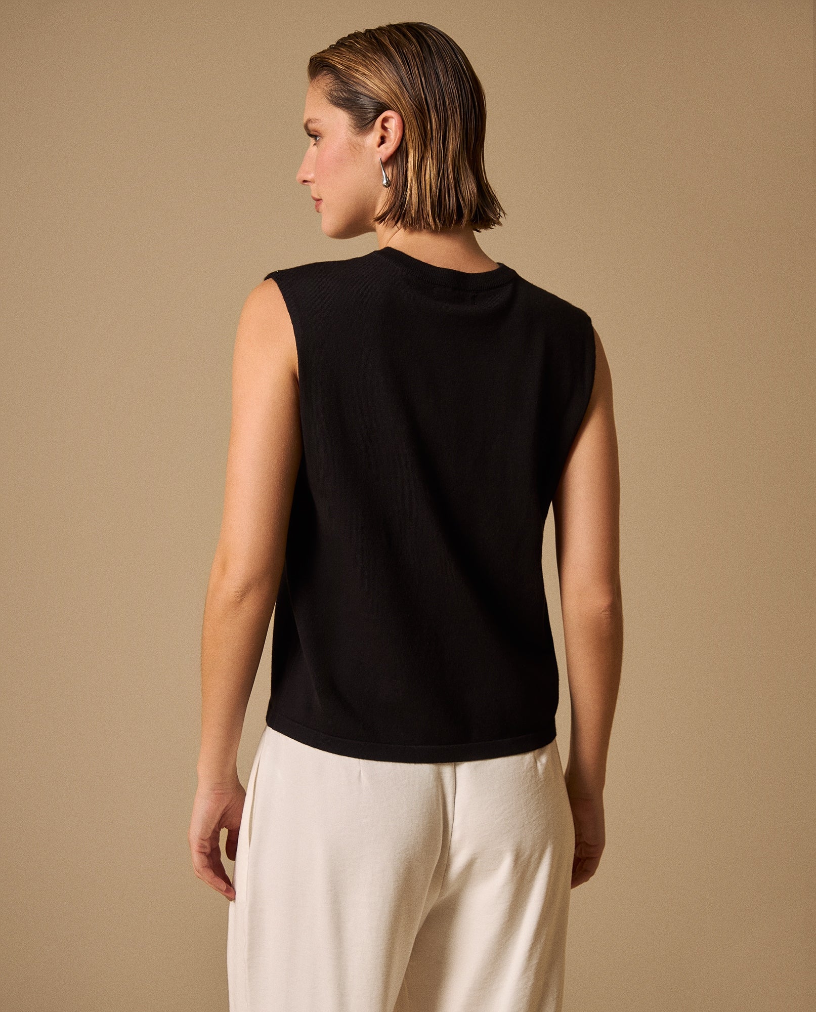 Camiseta con Detalles Brillantes - Negro 34_409G210_NEG190303_5