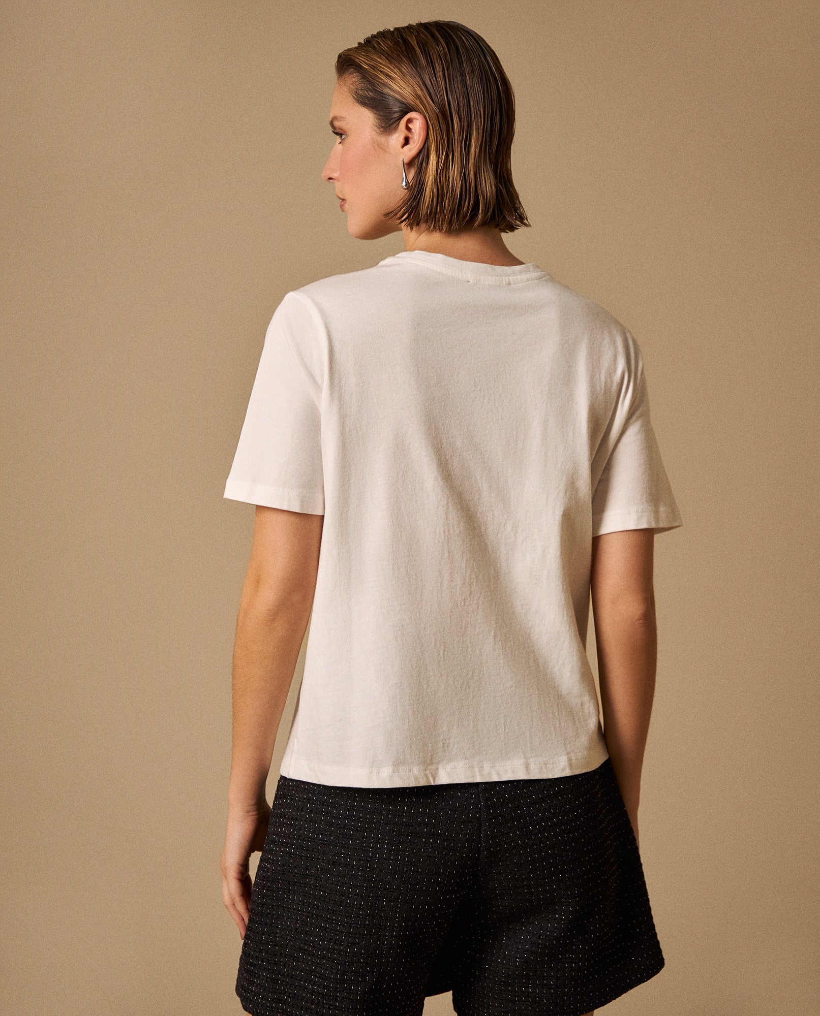 Camiseta Blanca con Bordados de Lazos - Blanco 34_409G213_BLA110700_5
