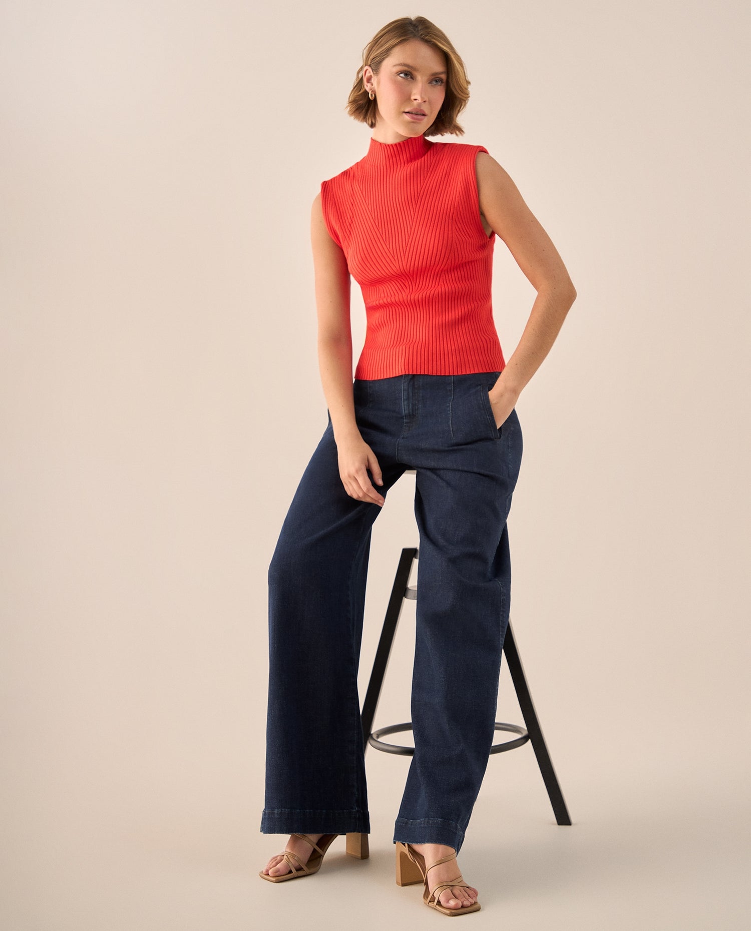 Top Rojo Acanalado Cuello Alto - Rojo