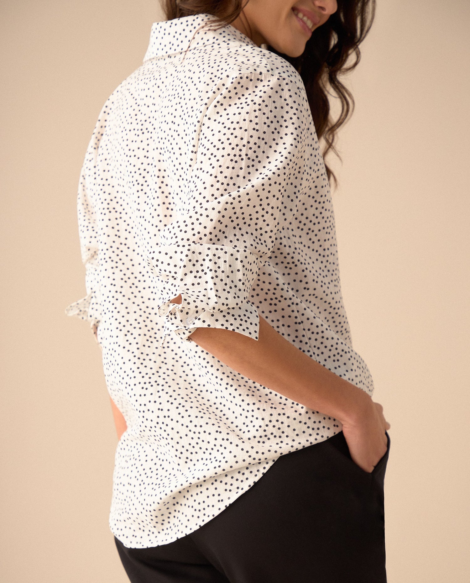 Camisa con diseño de puntos para mujer - Crudo