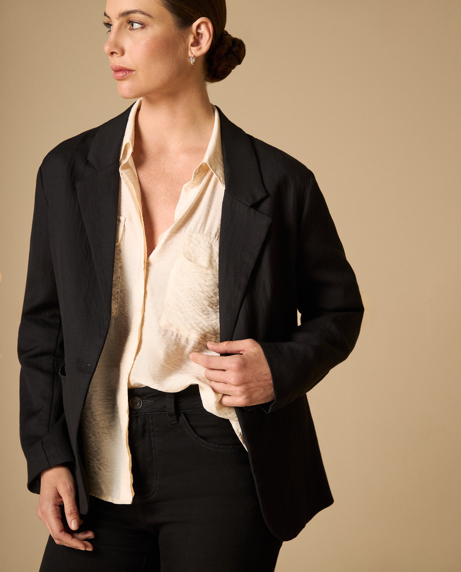 Camisa manga larga con acabado artesanal - Crudo 34_411H014_CRU111302_0