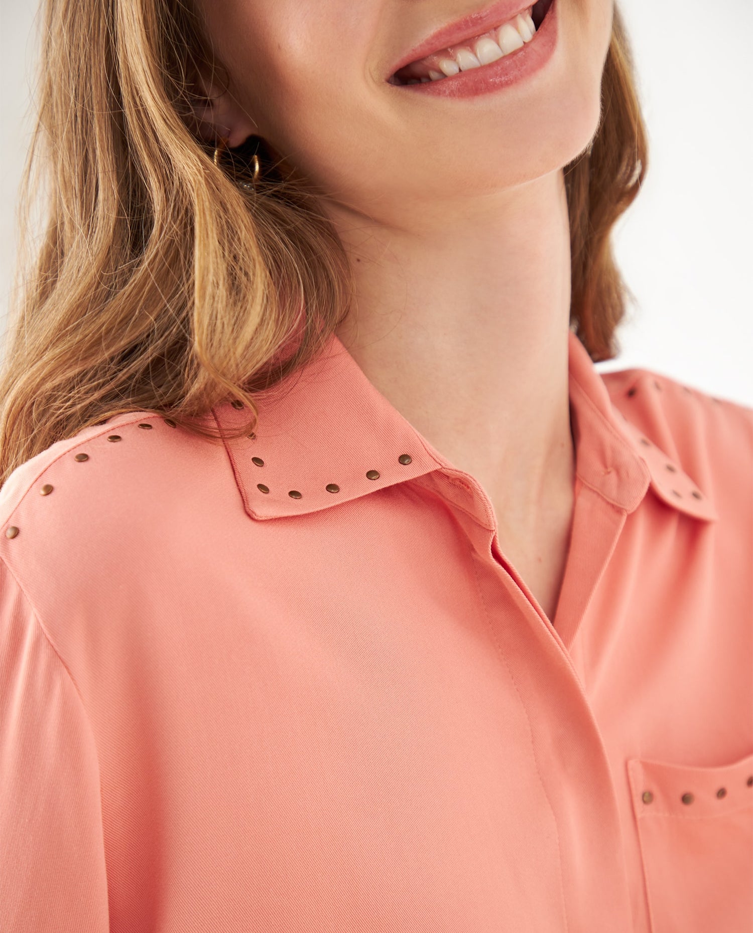 Camisa con apliques para mujer - Rosa