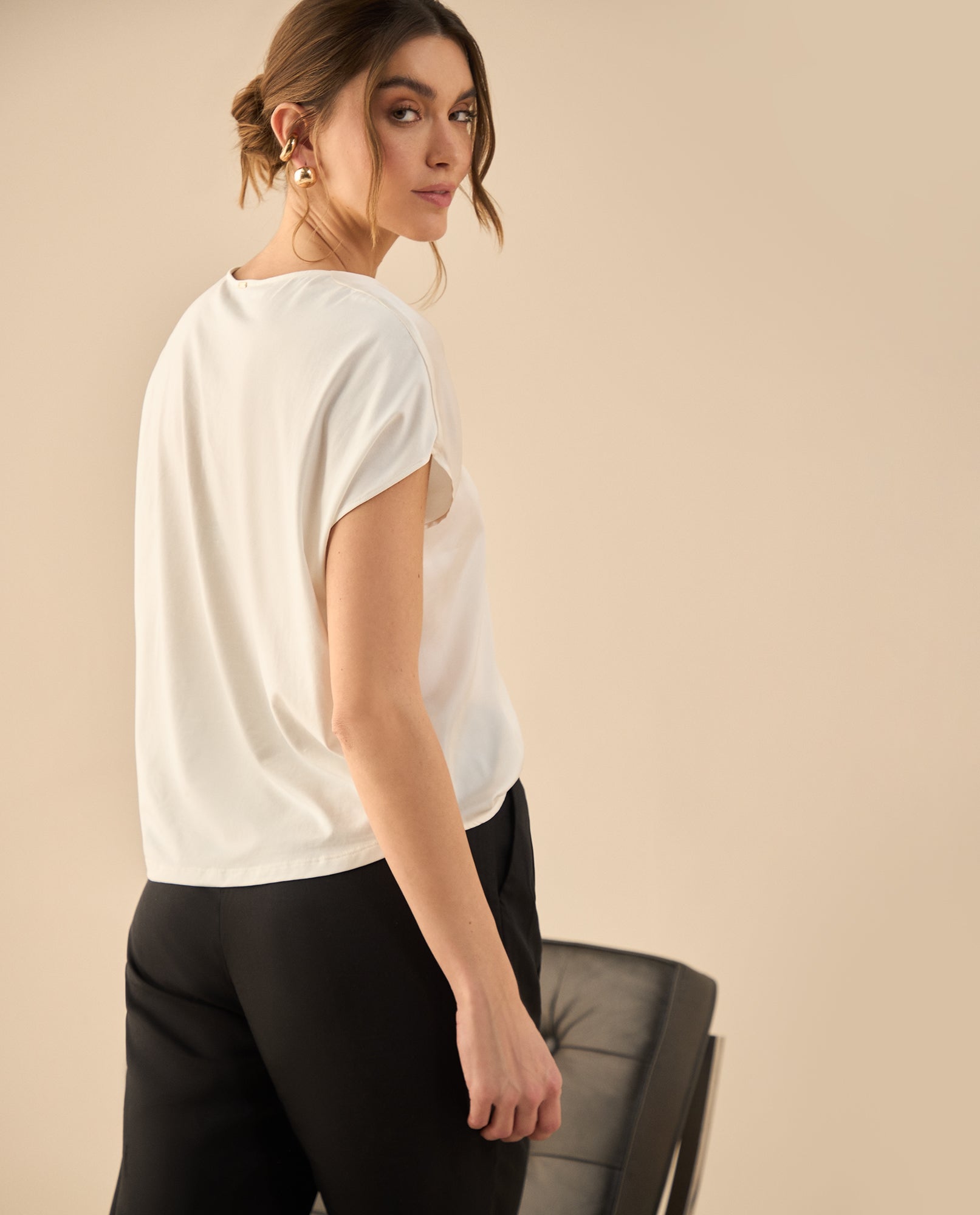 Camisa tipo satín para mujer - Crudo 34_412G009_CRU110605_4