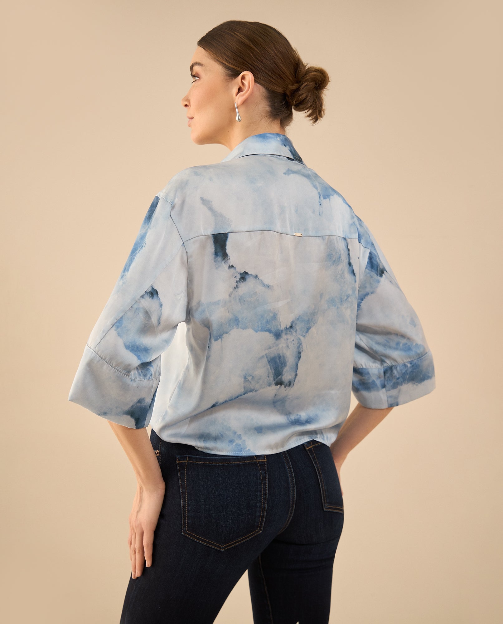 Camisa tipo satín para mujer - Azul 34_412G010_AZU134304_4