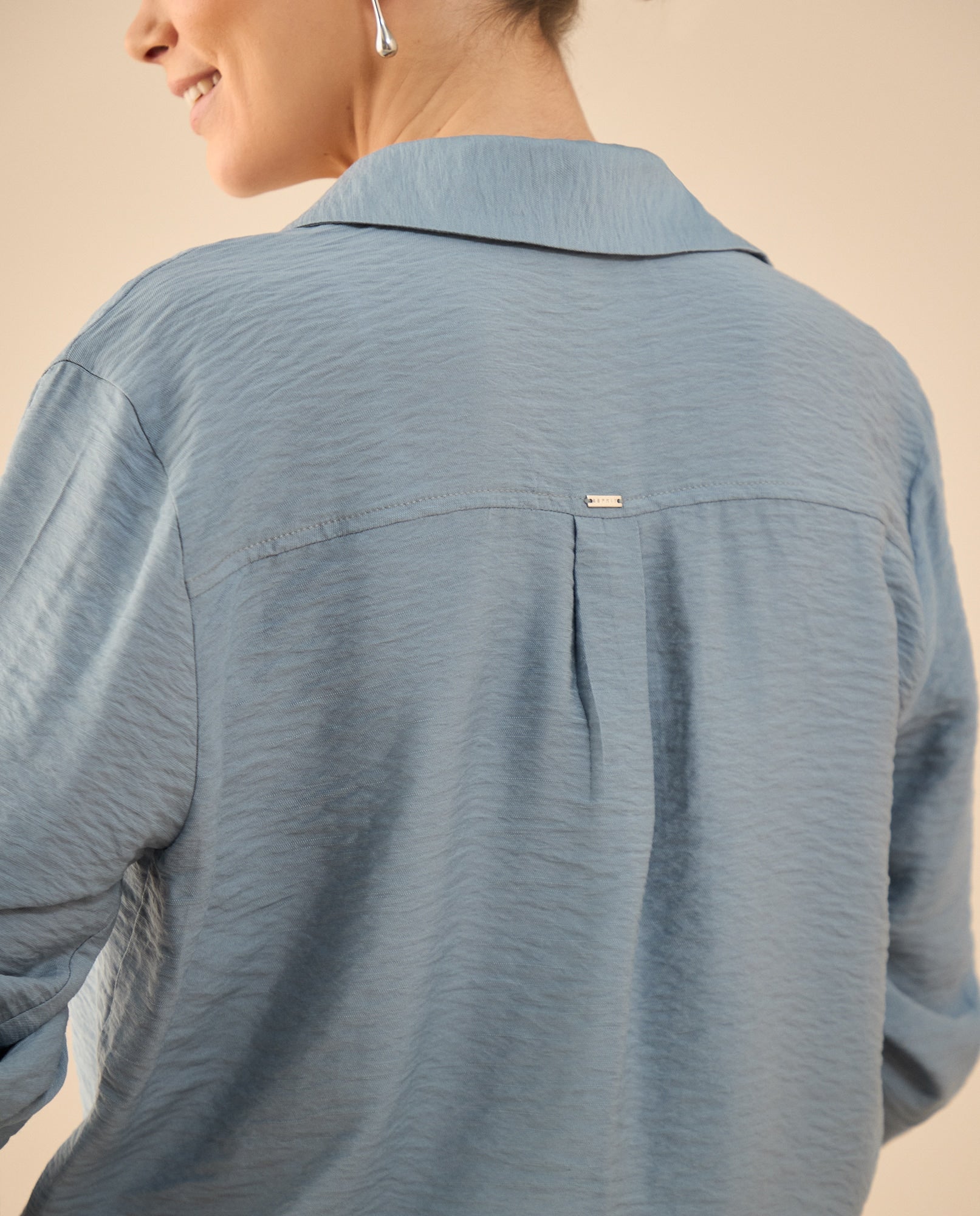 Camisa de ruedo curvo para mujer - Azul 34_412G011_AZU174111_5