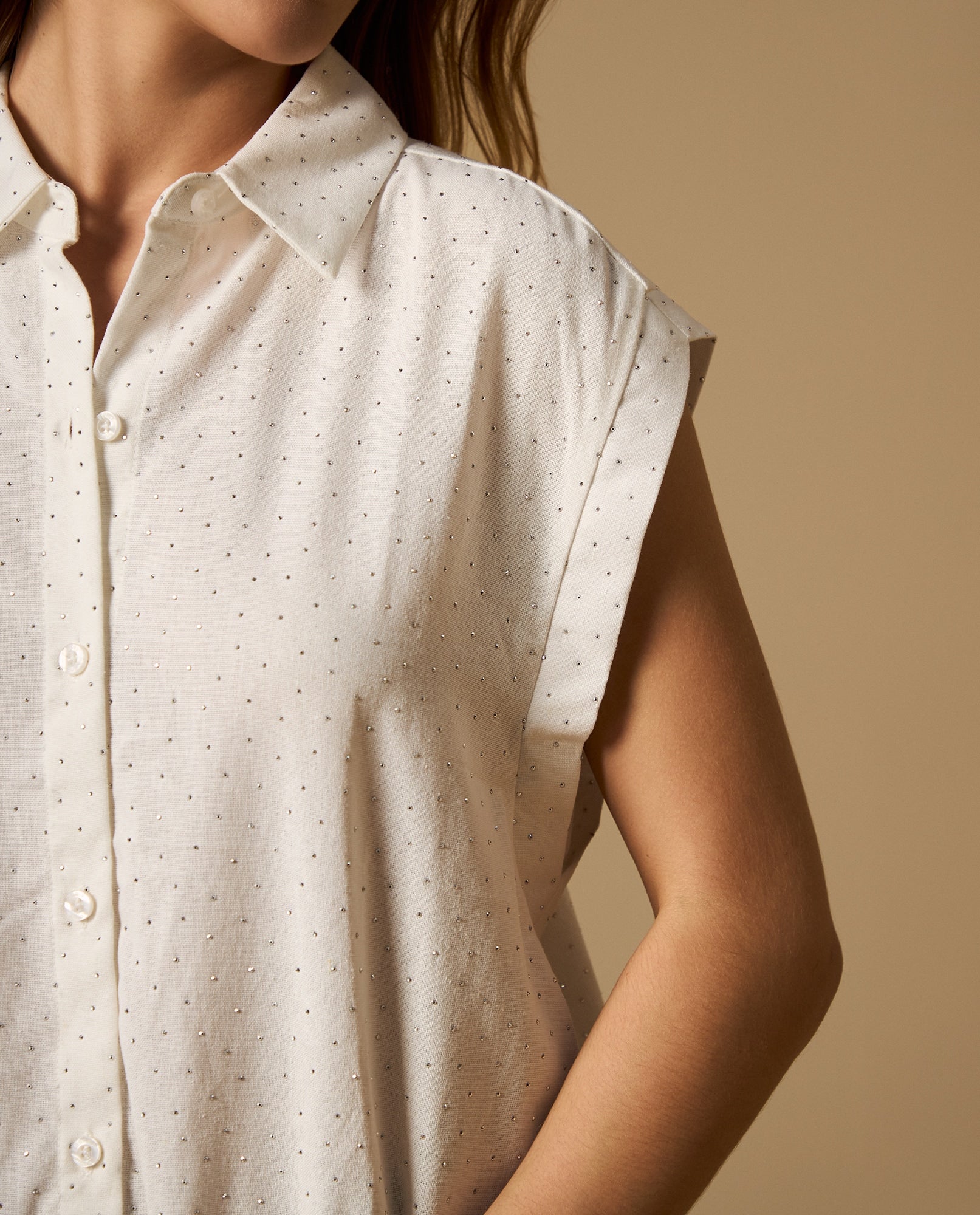 Camisa manga sisa con cuello camisero y textura de puntos - Blanco 34_412H012_BLA114202_4