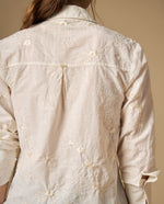 Camisa camisera manga larga con bordado floral - Blanco