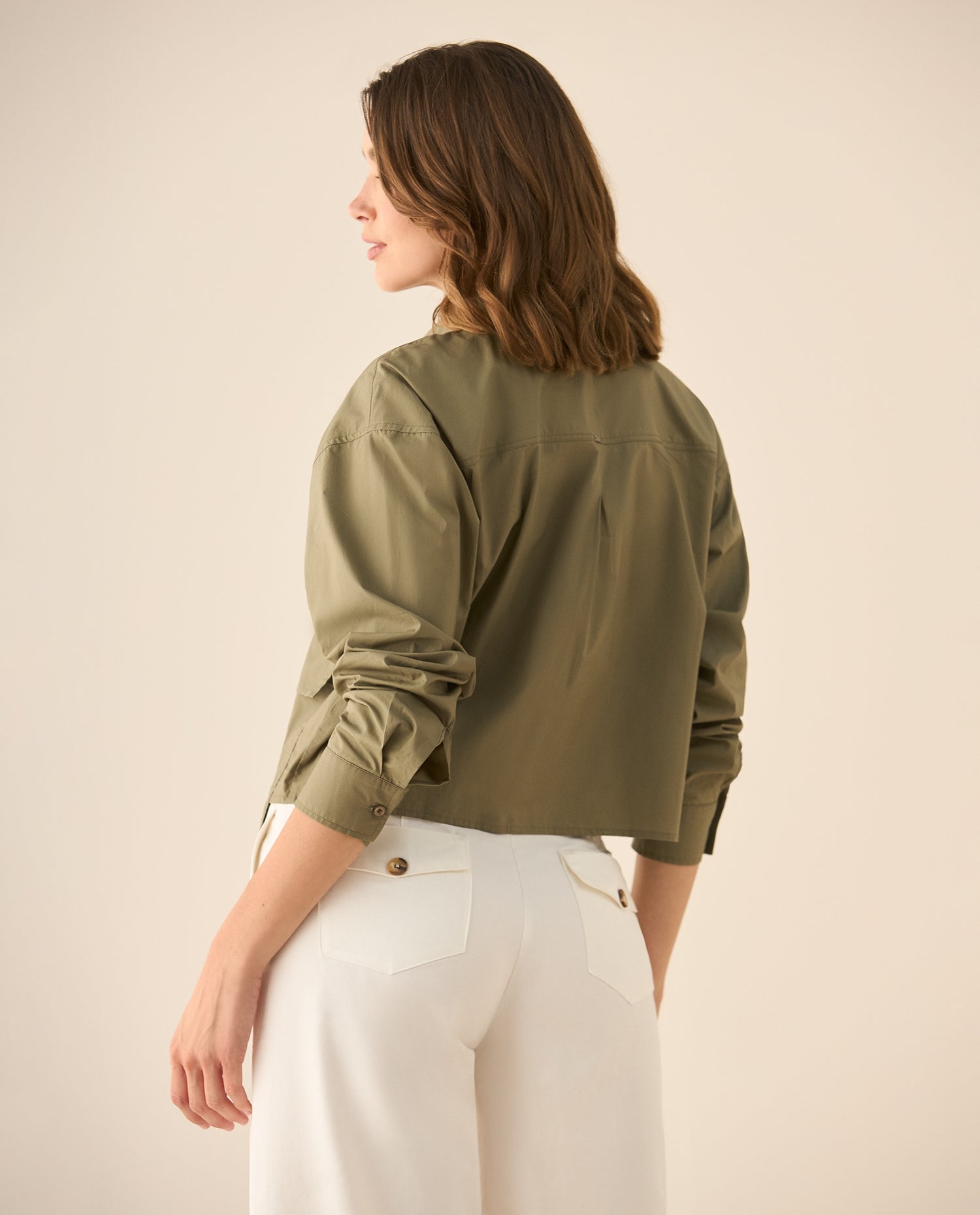 Camisa manga larga con bolsillos de tapa para mujer  - Verde
