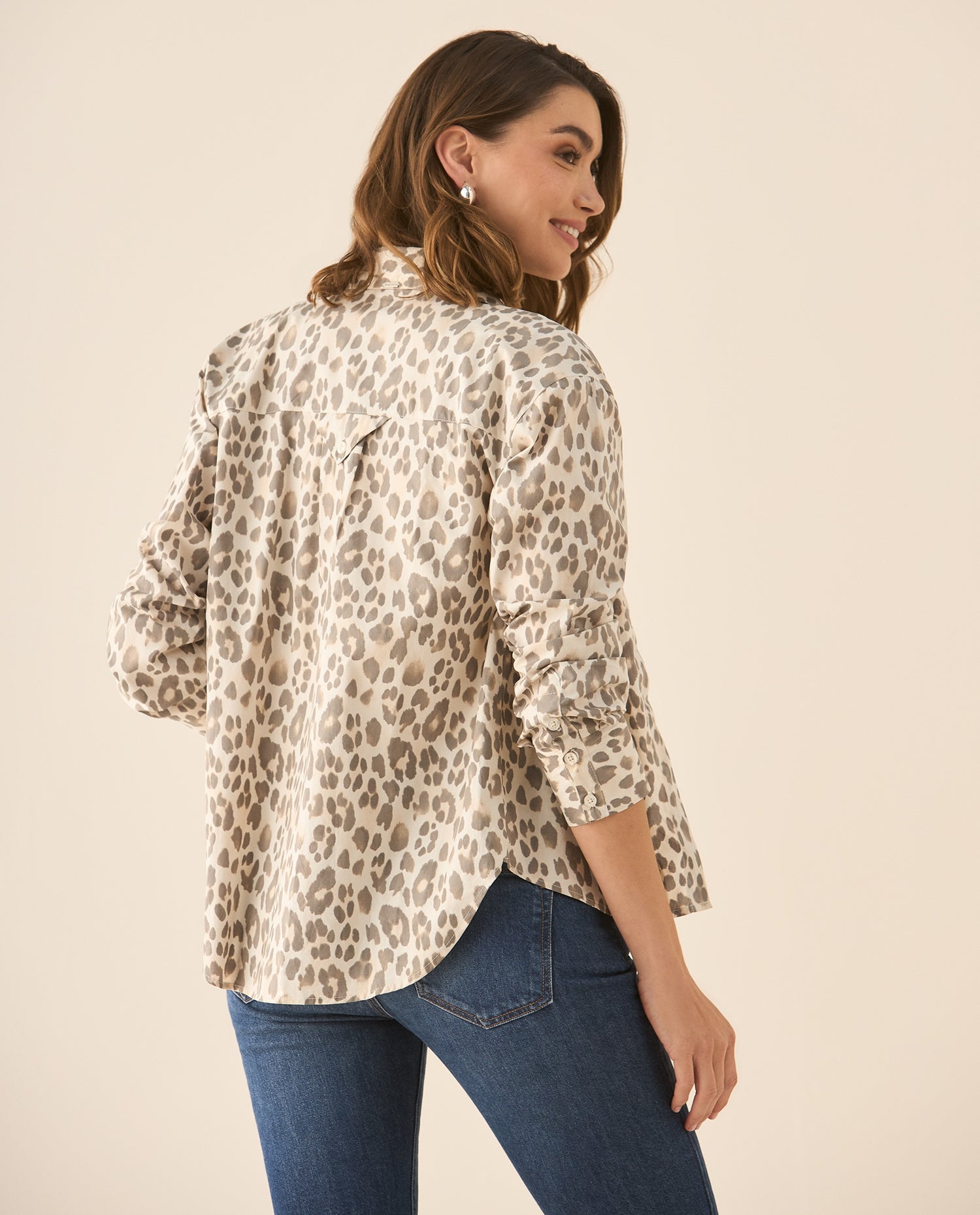 Camisa manga larga cuello clásico para mujer - Beige