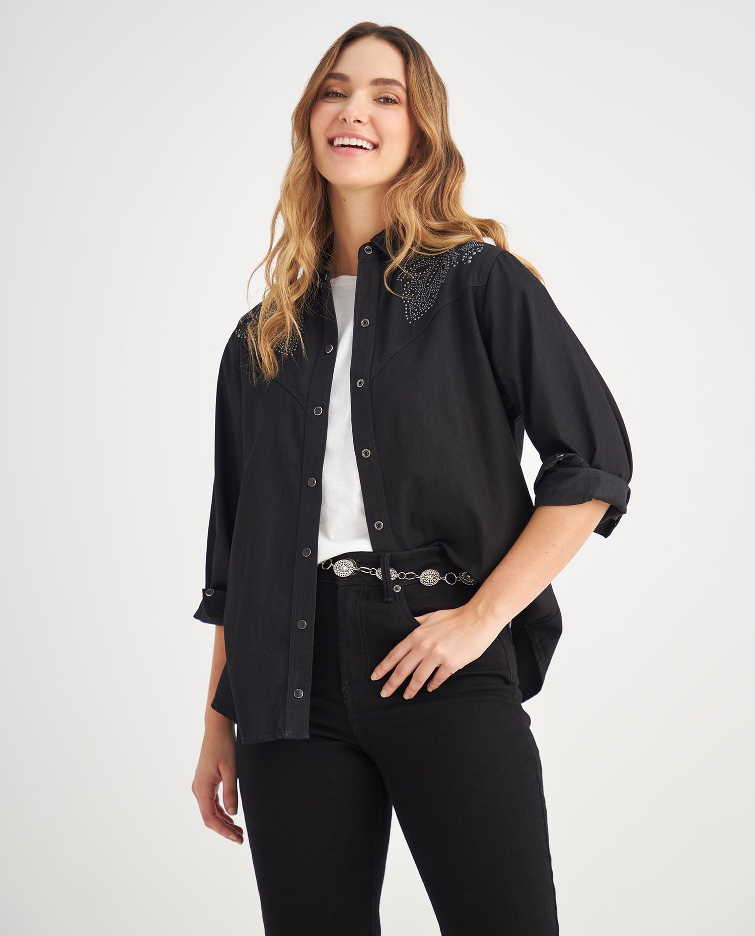 Camisa manga larga con apliques para mujer - Negro